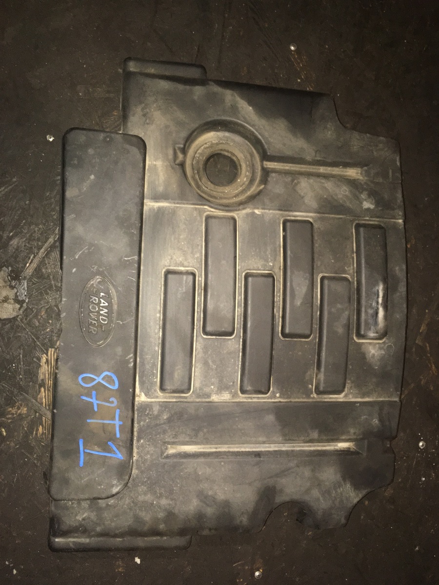 LR013450 Накладка двигателя декоративная 3.0D Land Rover Discovery 4 L319 (2009-2016) Б/У